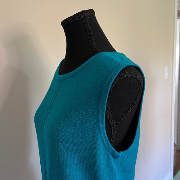 Carol Rose Knit Sleeveless Top. Size L - Picture 6 of 11